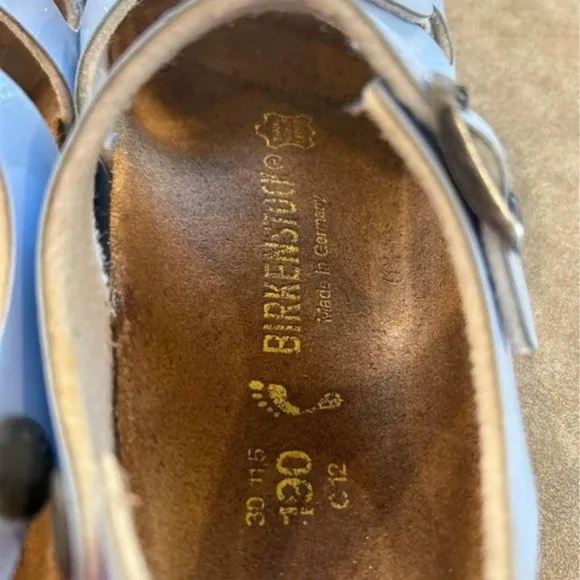 Copy - Birkenstock sandals. Childrens size 12. Easily wipeable. Excellent condi…