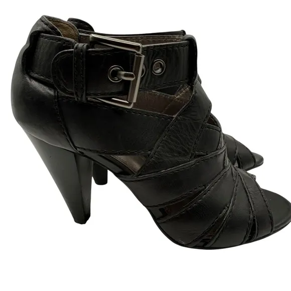 COPY - BLACK COACH Harah size 6.5 good to great condition