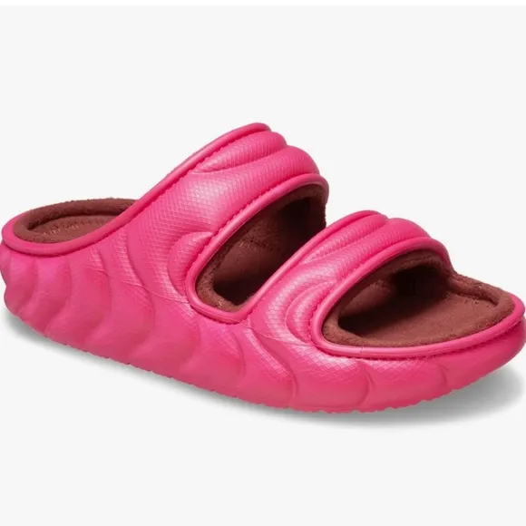 Crocs Cozzy Puffer Dragonfruit Pink Slide Sandals Women's SIZE 10