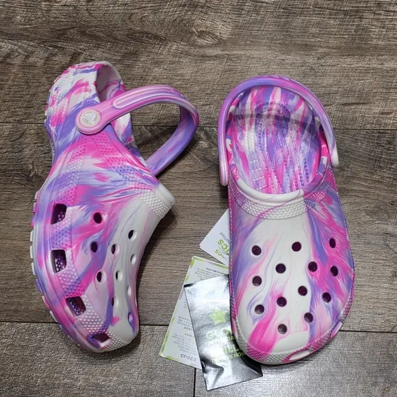 Crocs  glue  in the dark Sandals girls size 5Y