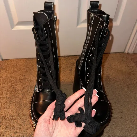 Current Mood Dolls Kill ‘NEVER CENSORED’ OFF Platform Black Spiked Boots NEW 10