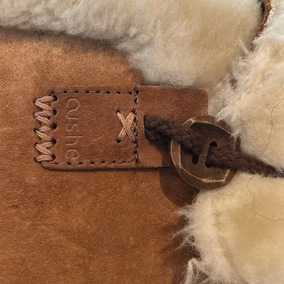 Cushe Waterproof Tan Suede Fleece Boots