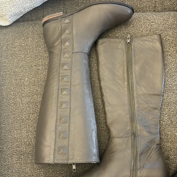 Cynthia Vincent Gray Leather Tall Boot Size 6.5