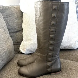 Cynthia Vincent Gray Leather Tall Boot Size 6.5
