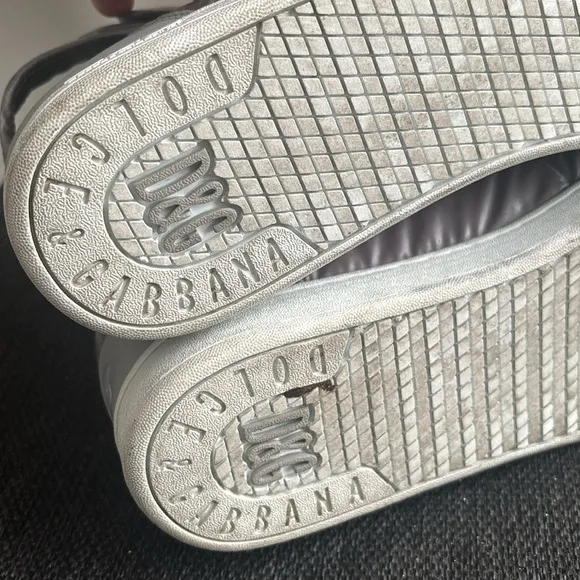 D&amp;G Silver High-Top Sneakers with Velcro Straps