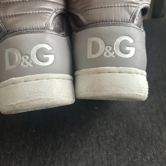 D&amp;G Silver High-Top Sneakers with Velcro Straps