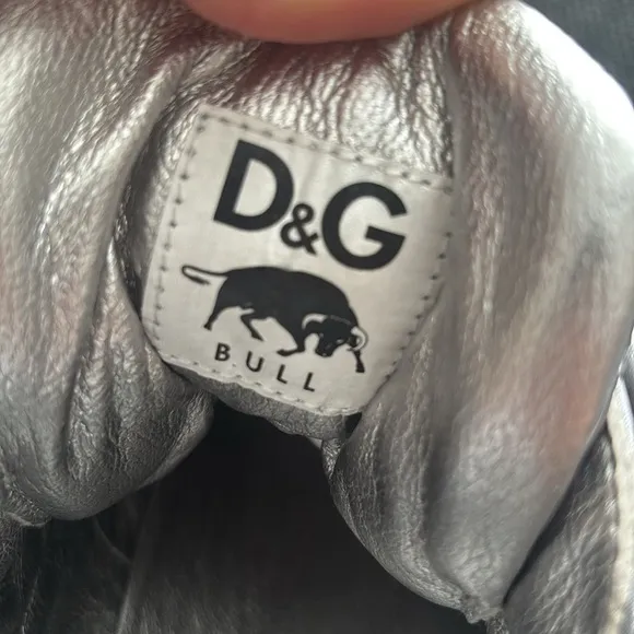 D&amp;G Silver High-Top Sneakers with Velcro Straps