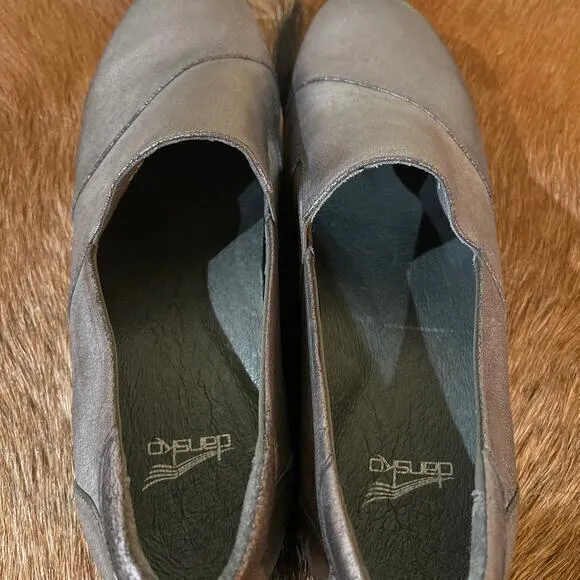 Dansko Julia Pewter Metallic‎ Shoe