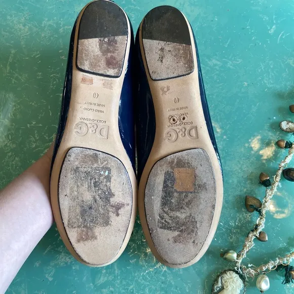 Dolce &amp; Gabbana High Gloss Patent Round Toe Ballet Flats
