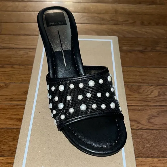 Dolce Vita Meeza Imitation Pearl Sandals Onyx Black Mesh Women’s 8 Kitten Heels