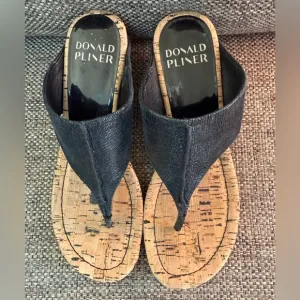 Donald Pliner “Malone” wedge. Size 8. Hardly worn!