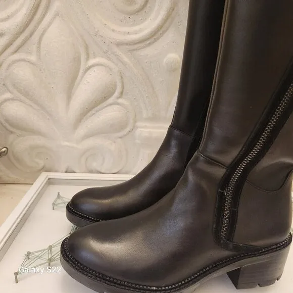 Donald Pliner Women's Soffie Black Leather Boots. NWOT. Size 5.5