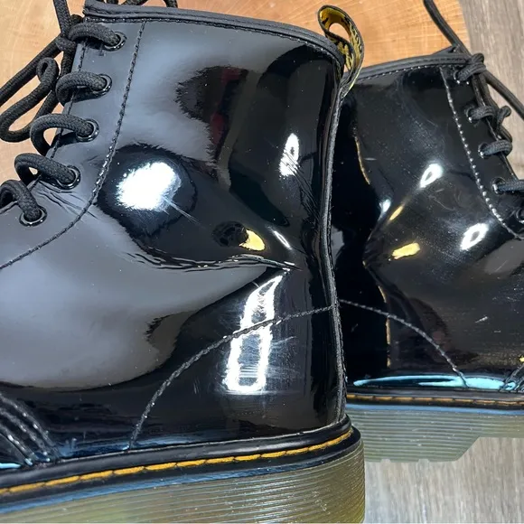 *Dr. Martens | 1450 Black Patent 8 Eye Boots Size 7L