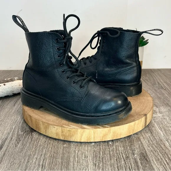 *Dr Martens | Black Pascal Soft Leather 8 Eye Boots Size 5