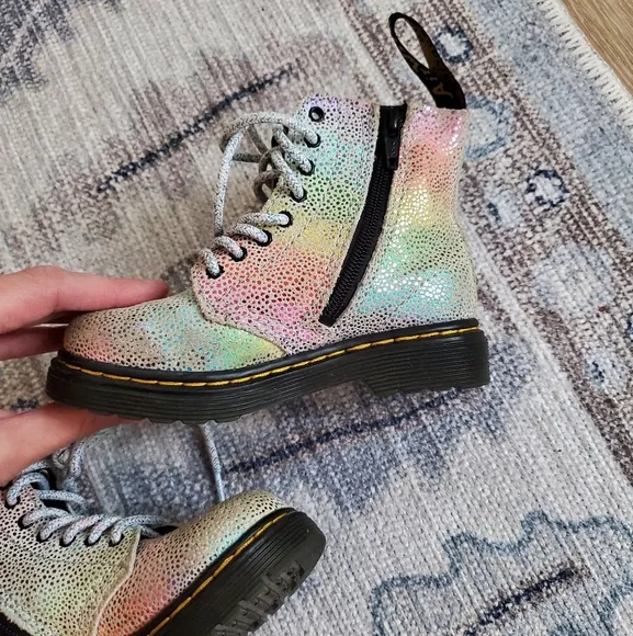 Dr. Martens Kids Pascal Iridescent Rainbow Boots sz7