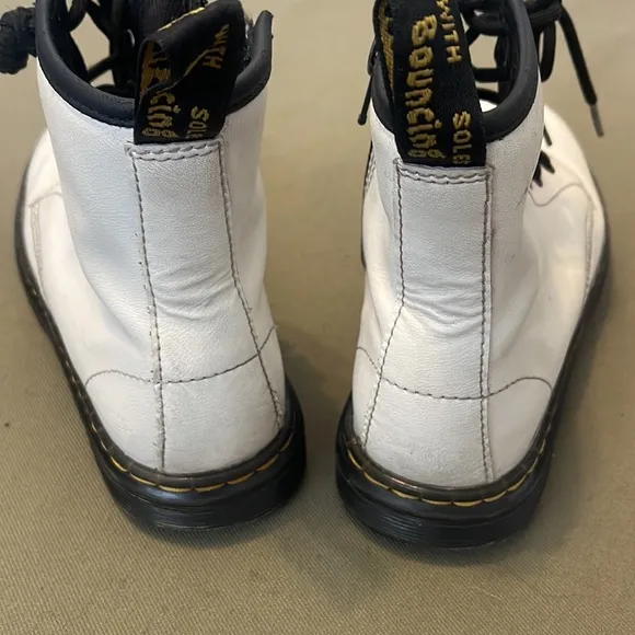 Dr. MARTENS  KIDS white/black color GIRL  Boots w zipper,  Size 3”