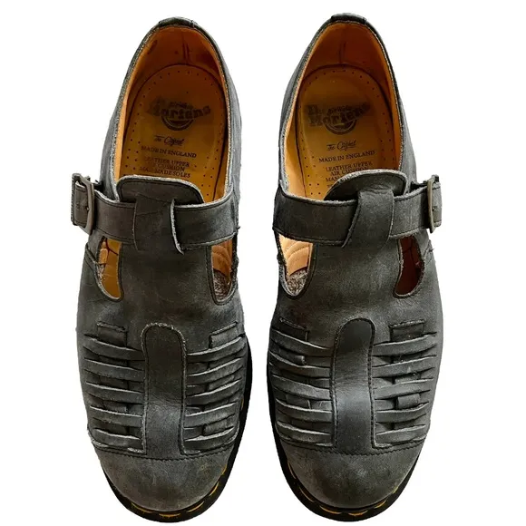 DR. MARTENS MADE IN ENGLAND SUEDE GRAY FISHERMAN SANDALS W/ BUCKLE SIZE 10