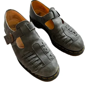 DR. MARTENS MADE IN ENGLAND SUEDE GRAY FISHERMAN SANDALS W/ BUCKLE SIZE 10