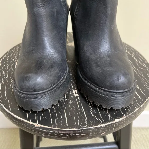 Dr. Martens Magdalena Boots