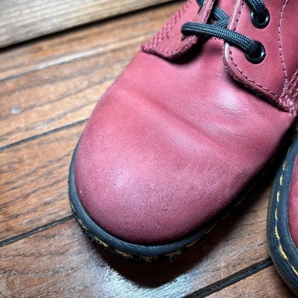 Dr. Martens Unisex 1460 Newton Leather Boots- Cherry Red/ Size Women’s 7