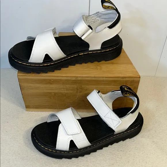 Dr. Martens Vossie White Leather Sandals (NEW) (T2S)