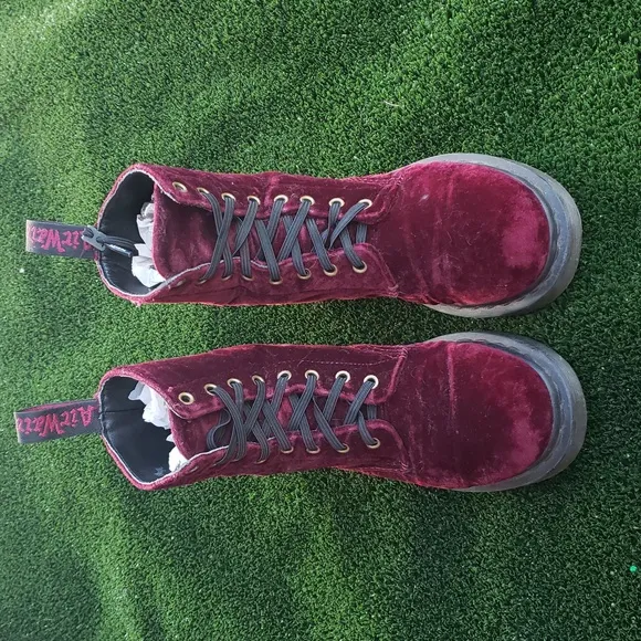 Dr Martens Womens Page Cherry Red Velvet Boots Size 8 Biker Punk Festival