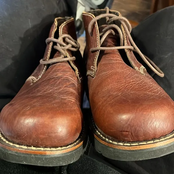 Duluth Trading Co. Men’s 12 W Chukka Boots.