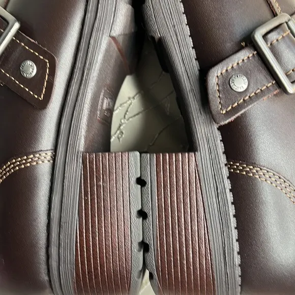 Eastland leather Open road loafer woman’s 11 brown