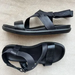 Ecco Simpil Black Leather Strappy Flat Comfort Sandal Women’s EU 38 US 7 - 7.5