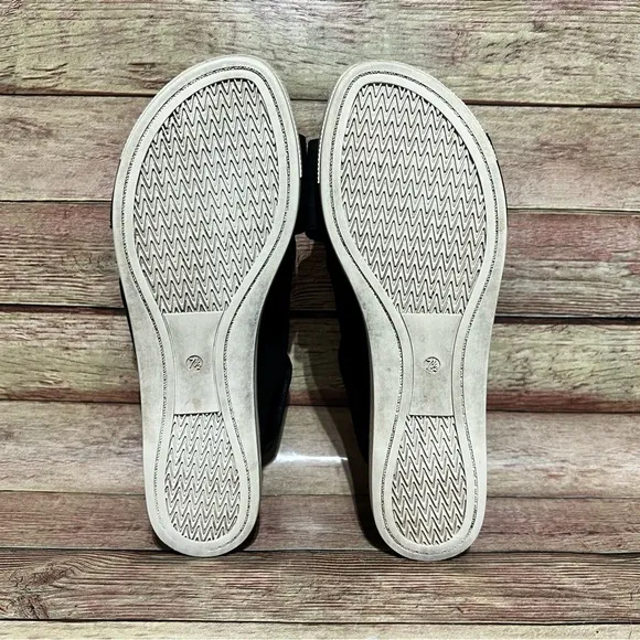 Eileen Fisher Spa Strap Sandals