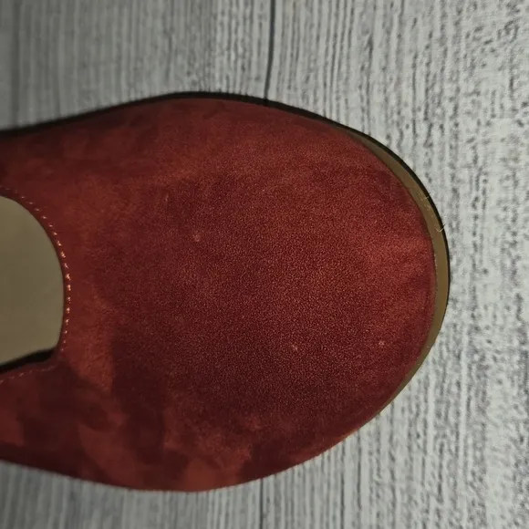 Eileen Fisher Women's Una 2 Hidden Wedge Suede Ballet Flats Cedar Red Size 8