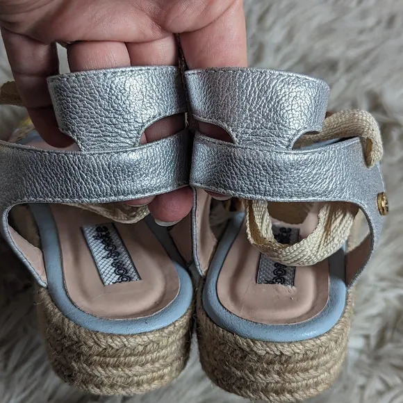 EUC Bon Bonite Embroidered Sequin Espadrilles Rare