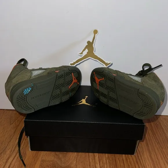 EUC JORDAN 5 Retro (TD) size 6c 🫒🧡Green&amp;Orange Sneakers Suede. Free shipping📣