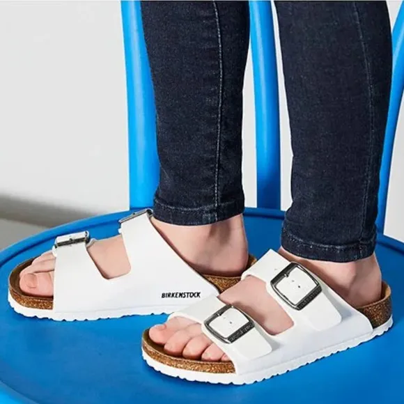 EUC Size 33/2-2.5 Kids White Birkenstock Arizona Slip-On Sandals!