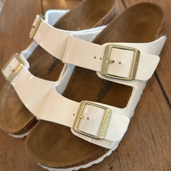 EUC Size 33/2-2.5 Kids White Birkenstock Arizona Slip-On Sandals!