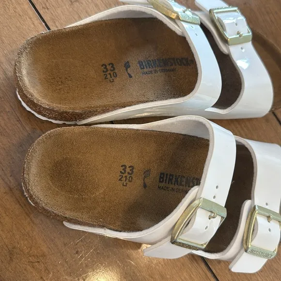 EUC Size 33/2-2.5 Kids White Birkenstock Arizona Slip-On Sandals!