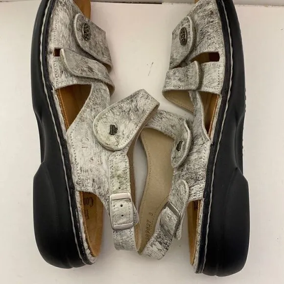 Finn Comfort Women's Gomera Soft Strappy Sandals In Silver Gray Size 40