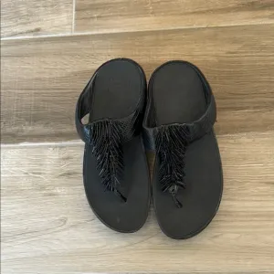 Fitflop 8 Rumba toe post thong sandals