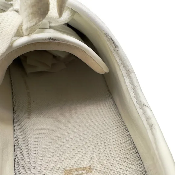 Fitflop | Men | White Christophe Leather Tumbled Comfort Sneakers | Size 10