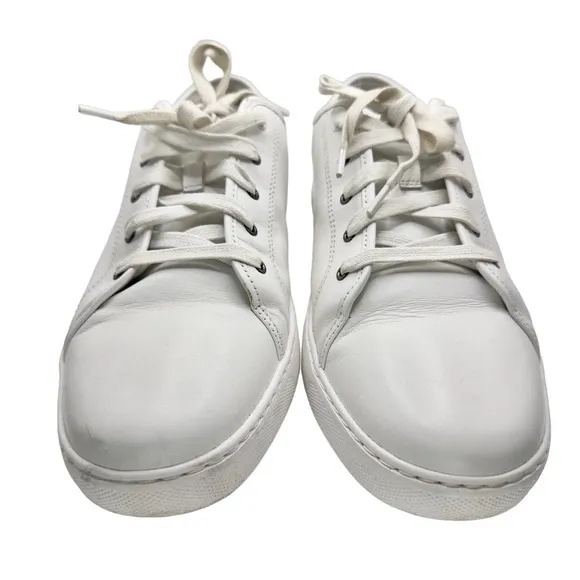 Fitflop | Men | White Christophe Leather Tumbled Comfort Sneakers | Size 10