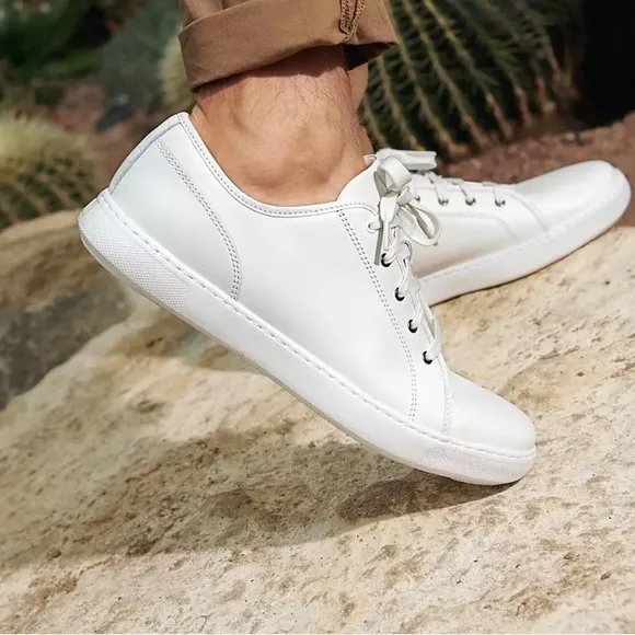 FitFlop Men's Christophe Toe Cap Urban White Leather Sneakers size 11