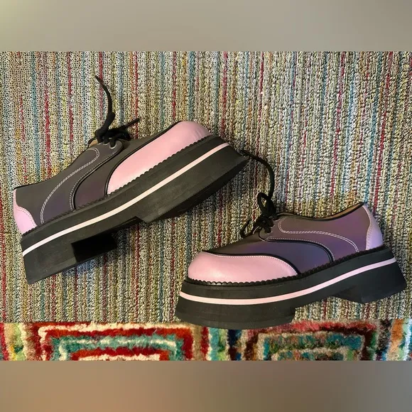 Fluevog NWOB Fresh Vogs FV1 vintage style holographic purple loafer 9/9.5