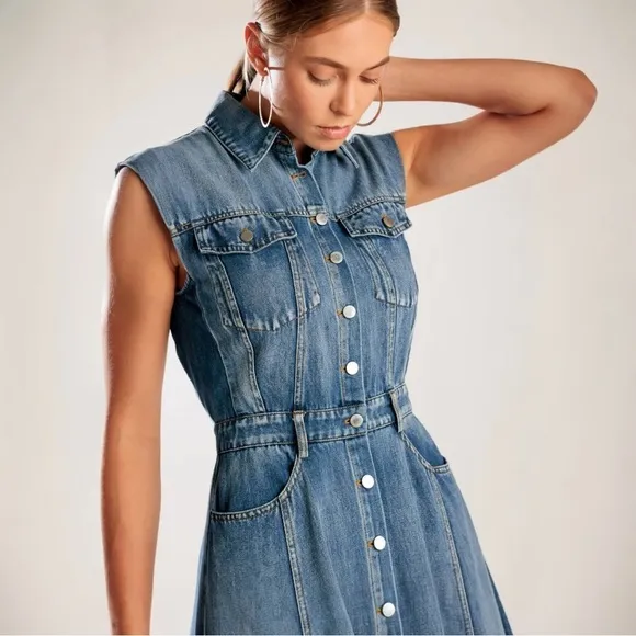 Flying Tomato Sleeveless Button-Front Midi Dress