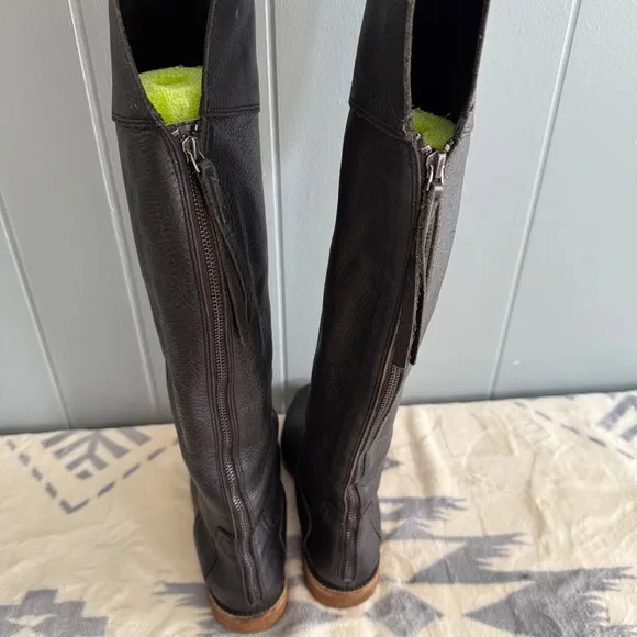 Franco Sarto Over the Knee Black Leather Boots Sz 7M Tall Flat Sole Riding Style