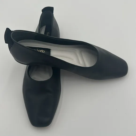 Franco Sarto Women's Vana Flat size 8.5