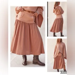 Free-Est Onyx Skirt.Color Latte