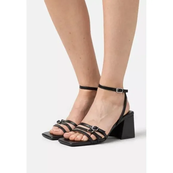 Free People Niki Black Leather Strappy Open Toe Ankle Strap Sandals Size 37