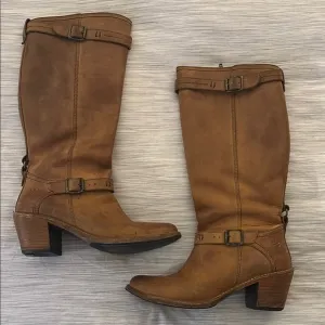 Frye Carmen Buckle Boots Sz 10