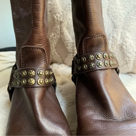 Frye Philip Studded Harness tall Leather riding Boots Sz 6.5 gorgeous dark brown