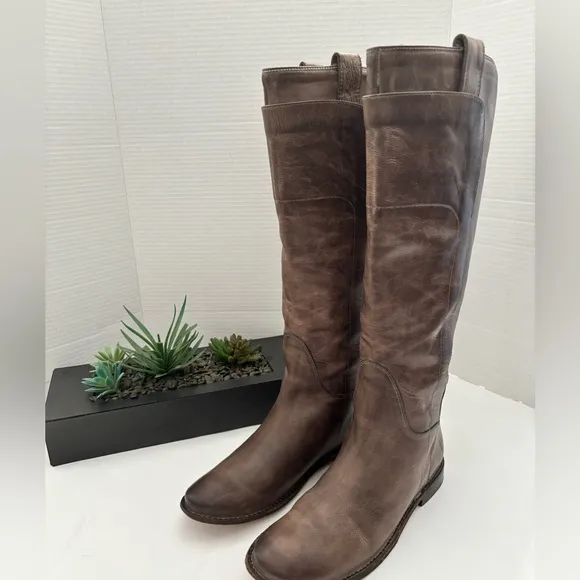 FRYE TALL PAIGE ANTIQUED ITALIAN LEATHER BROWN RIDING BOOTS 16” SHAFT  SZ 9.5